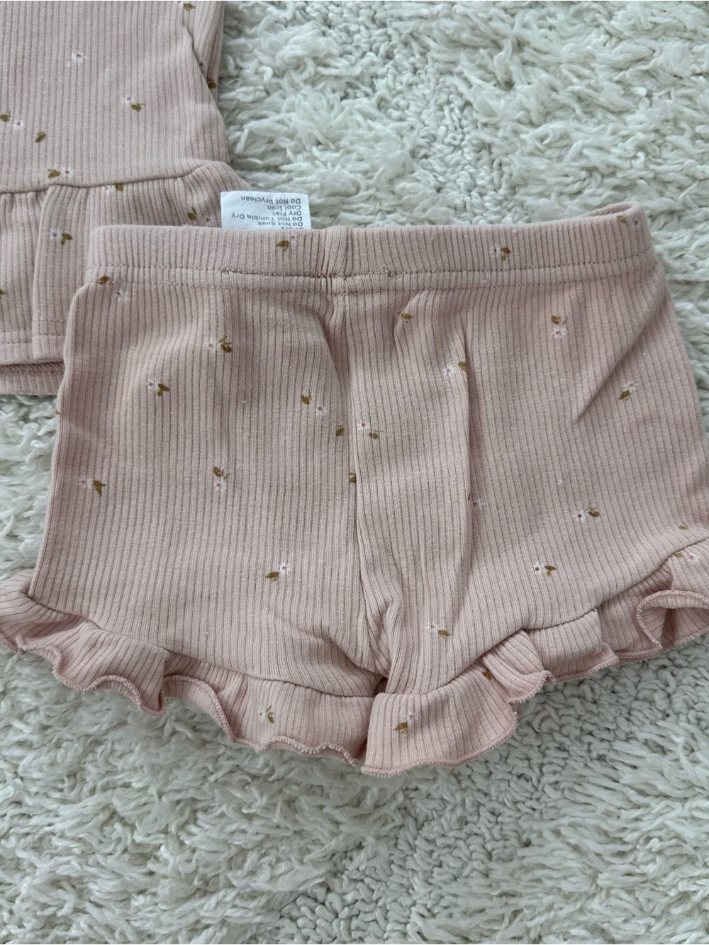 Jamie Kay Ruffle Shorts Set - Picture 4 of 7